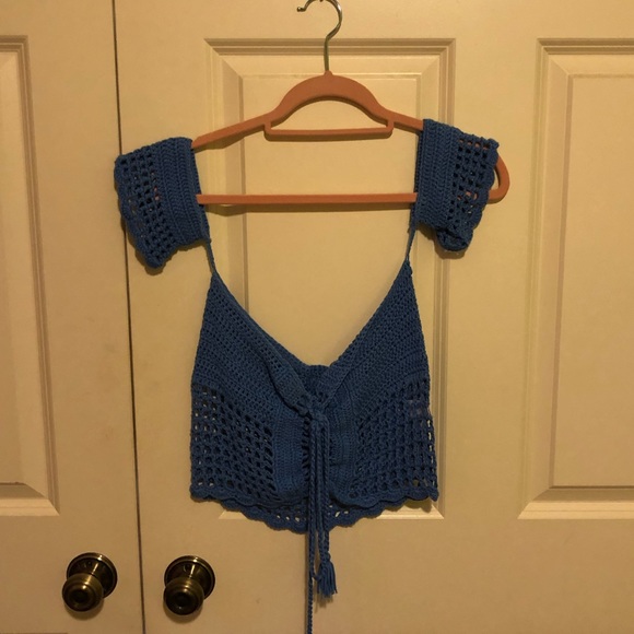 12th Tribe Crochet off shoulder top - Picture 3 of 8